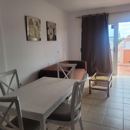Apartamento Funcional En Residencial Con Piscina En Inmejorable Ubicacion En Centro De La Isla Caleta De Fuste Ngoại thất bức ảnh