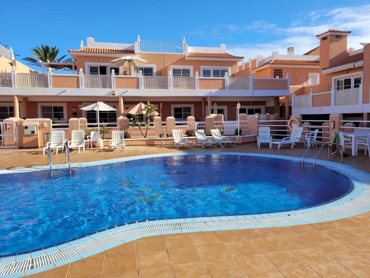 Apartamento Funcional En Residencial Con Piscina En Inmejorable Ubicacion En Centro De La Isla Caleta De Fuste Ngoại thất bức ảnh
