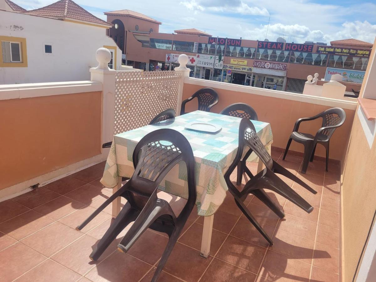 Apartamento Funcional En Residencial Con Piscina En Inmejorable Ubicacion En Centro De La Isla Caleta De Fuste Ngoại thất bức ảnh